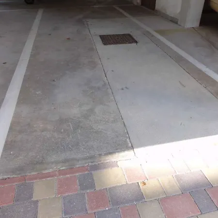 In 38260 Apartment *