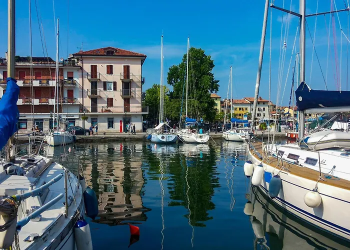 In 38260 Lejlighed *